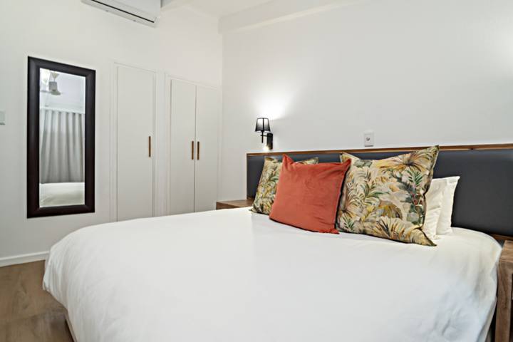 Chakas Rock Chalets 2 Main Bedroom